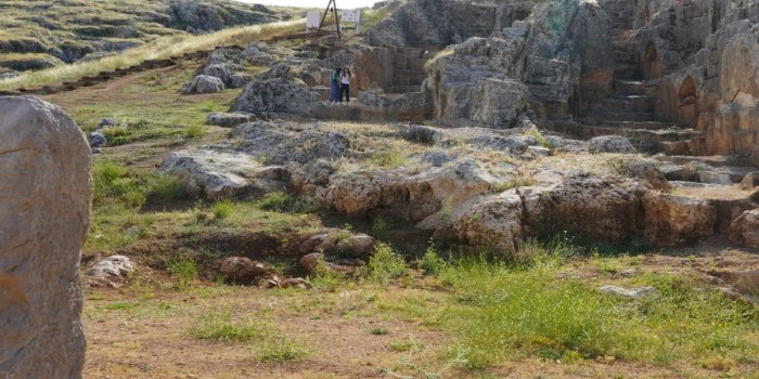 Perre’de Antik Roma Sofraları gün yüzüne çıkıyor
